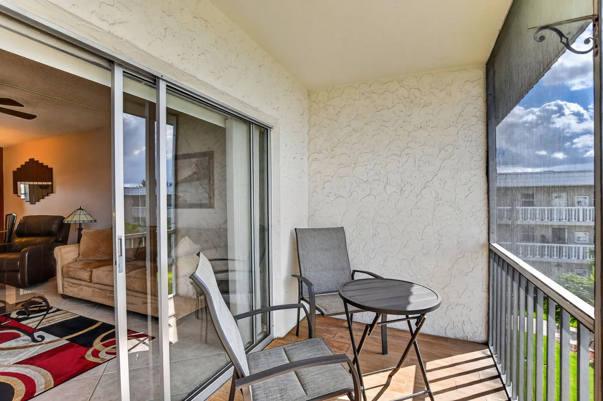 9872 MARINA Boulevard #1438