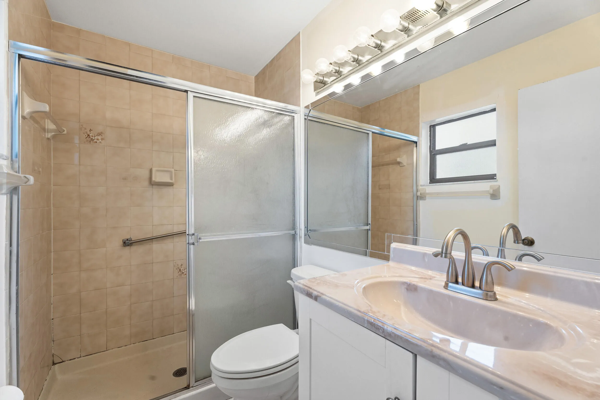 2054 SW Silver Pine Way #123H