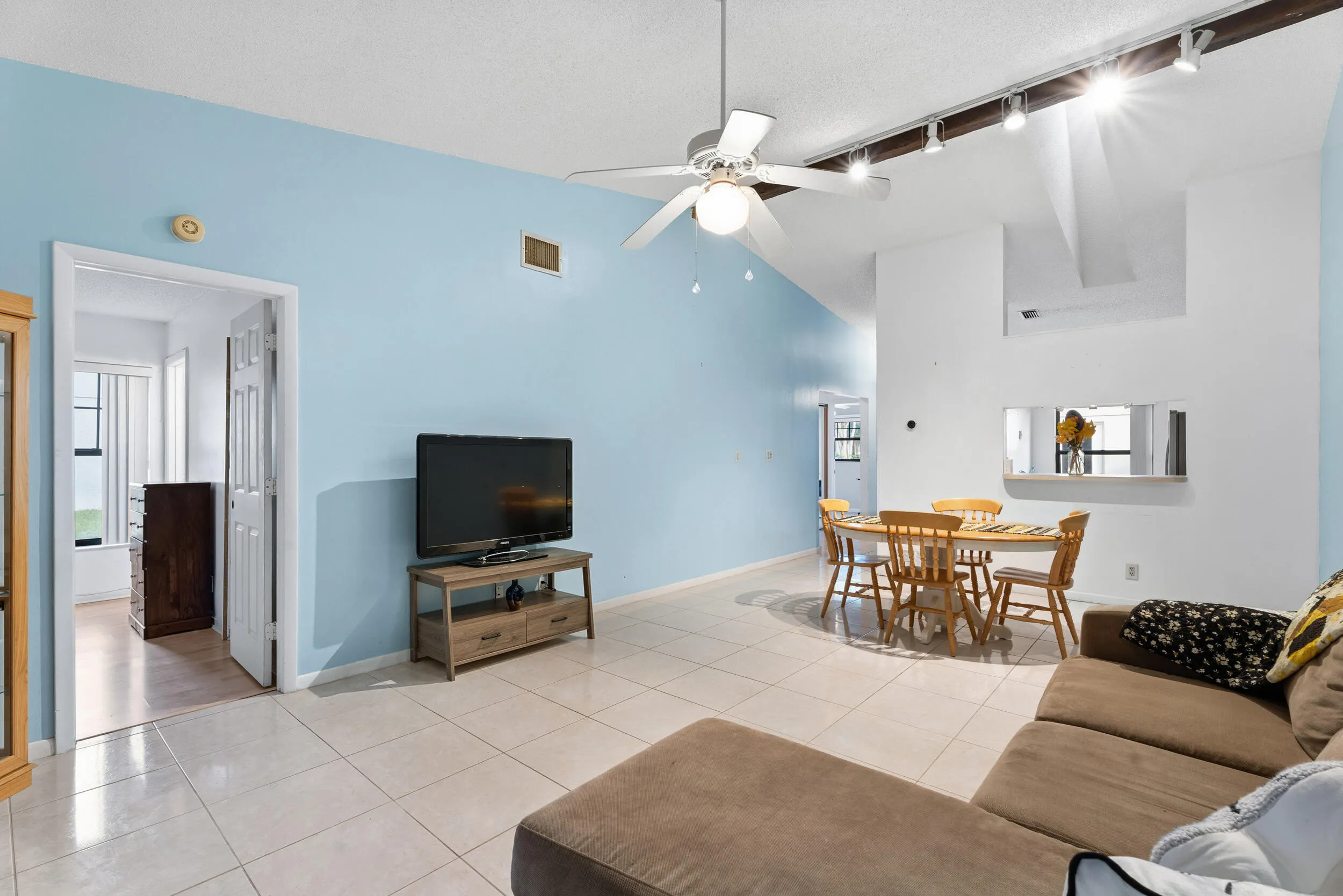 2054 SW Silver Pine Way #123H