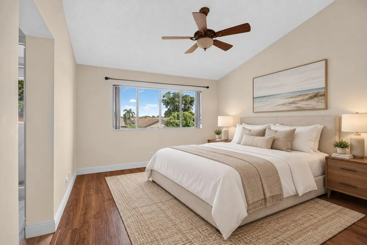 2047 DISCOVERY Circle E