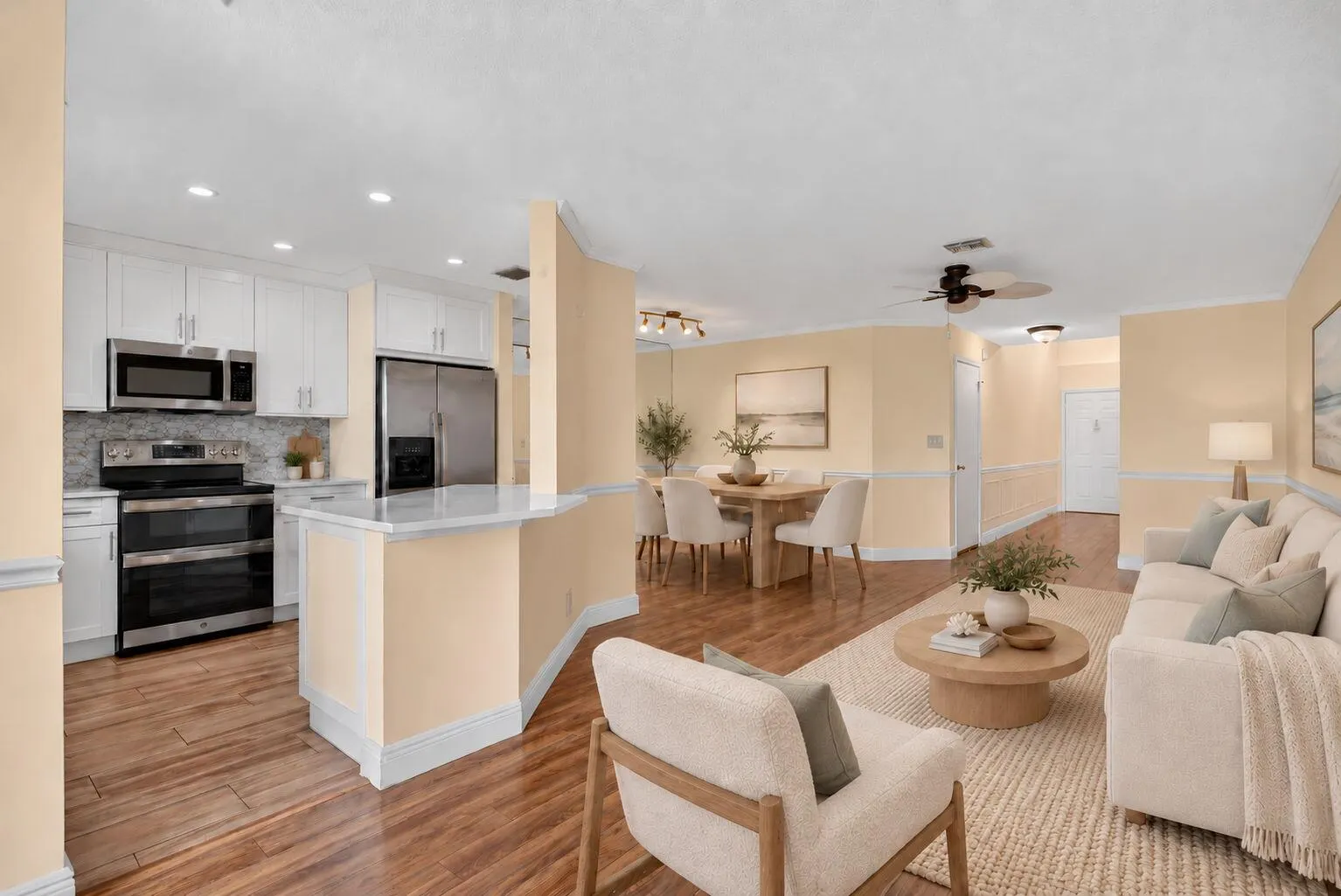 2047 DISCOVERY Circle E