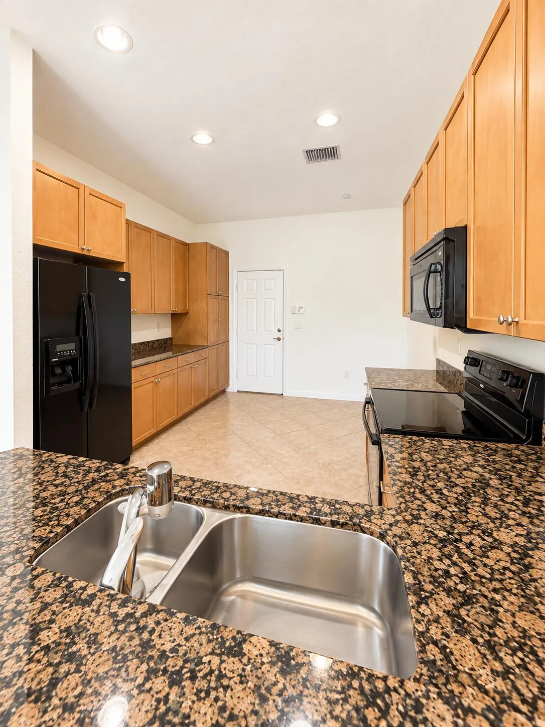 4730 S PRIVE Circle