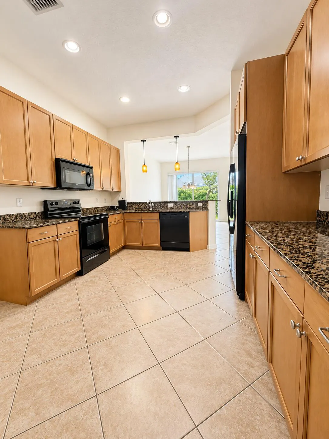 4730 S PRIVE Circle