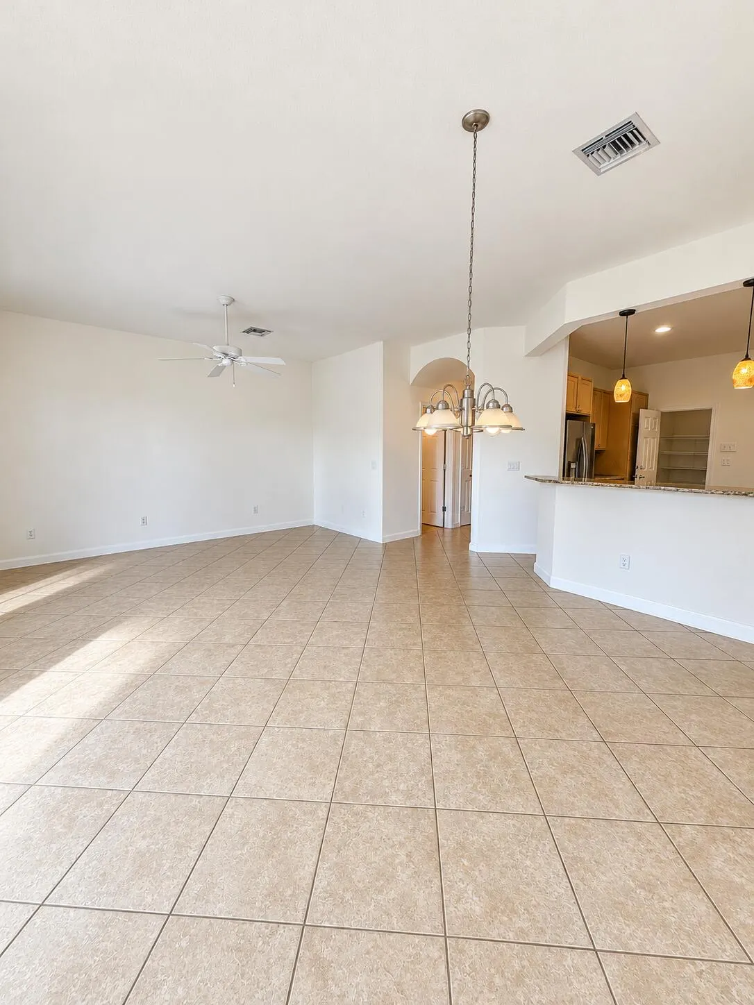 4730 S PRIVE Circle