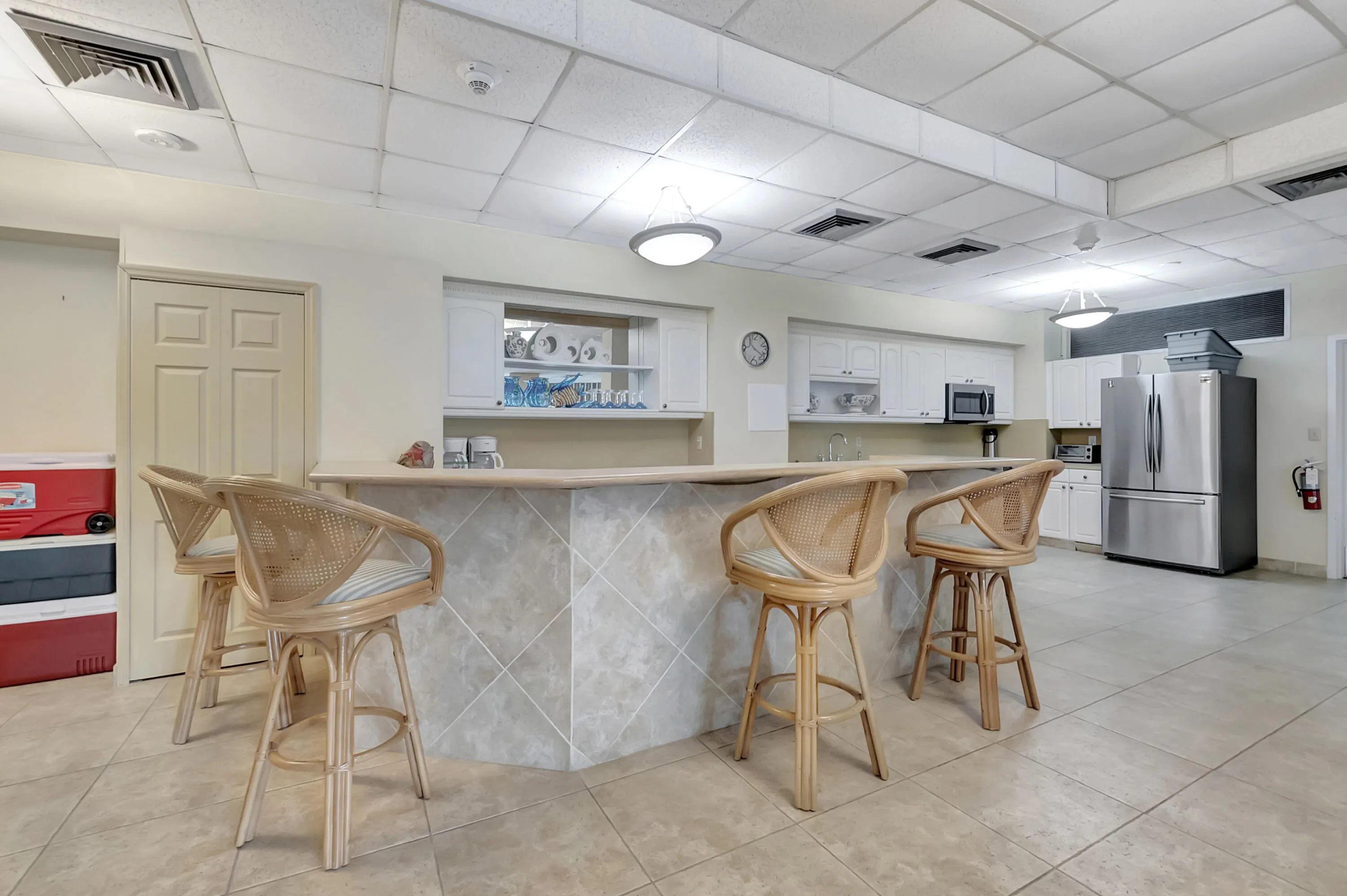 555 SE 6TH Avenue #4F