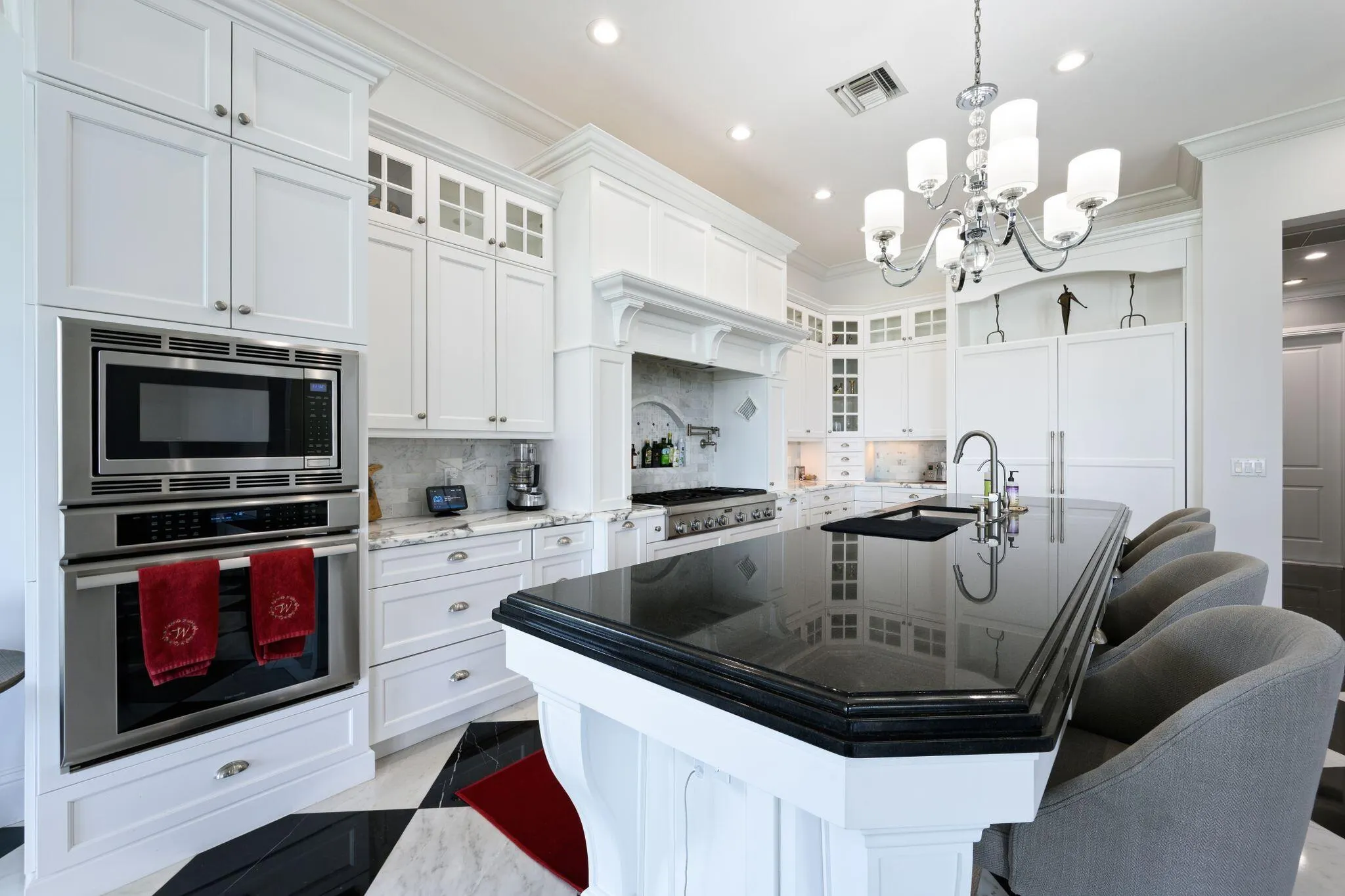 1950 Portage Landing N