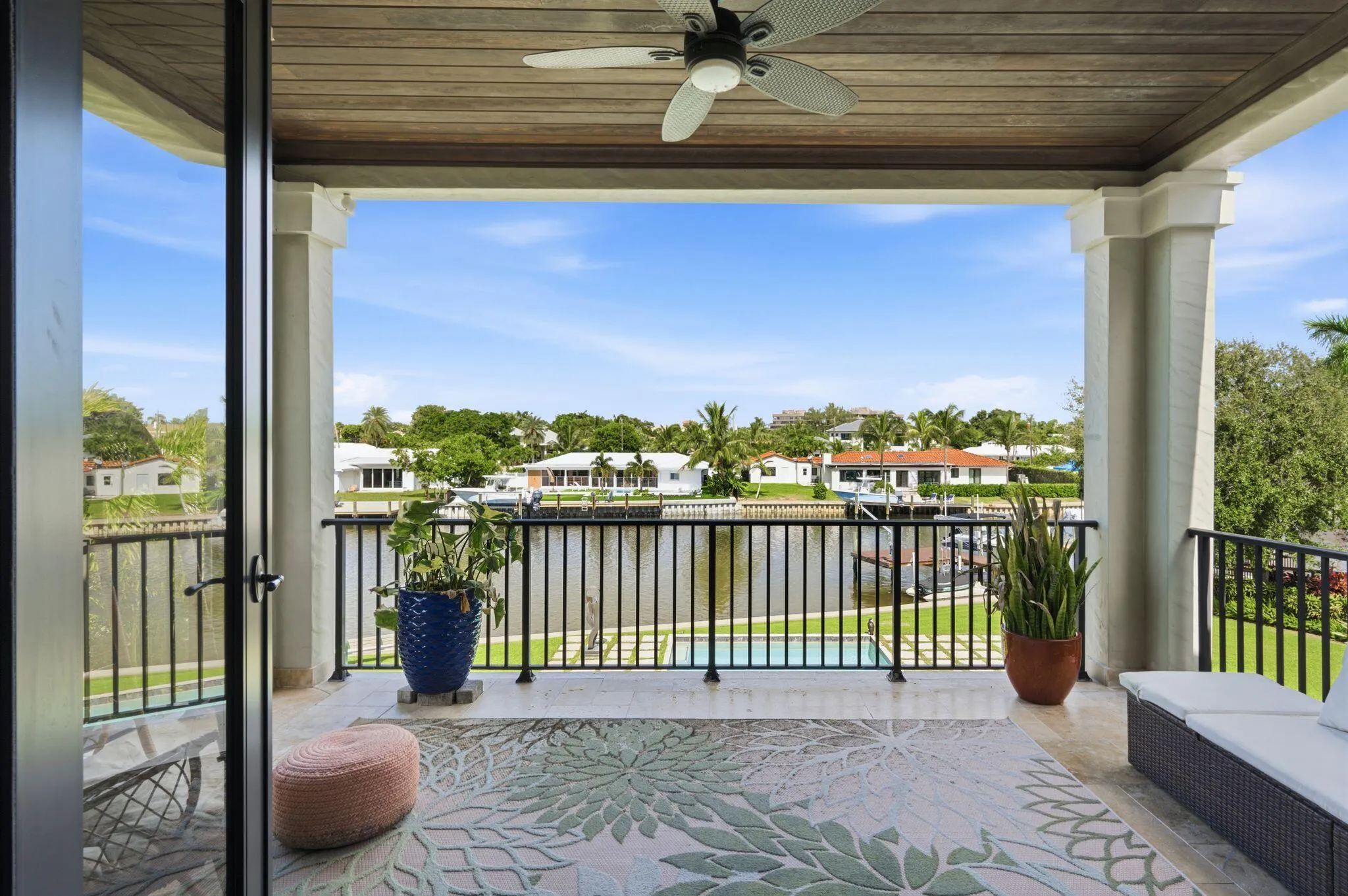 1950 Portage Landing N