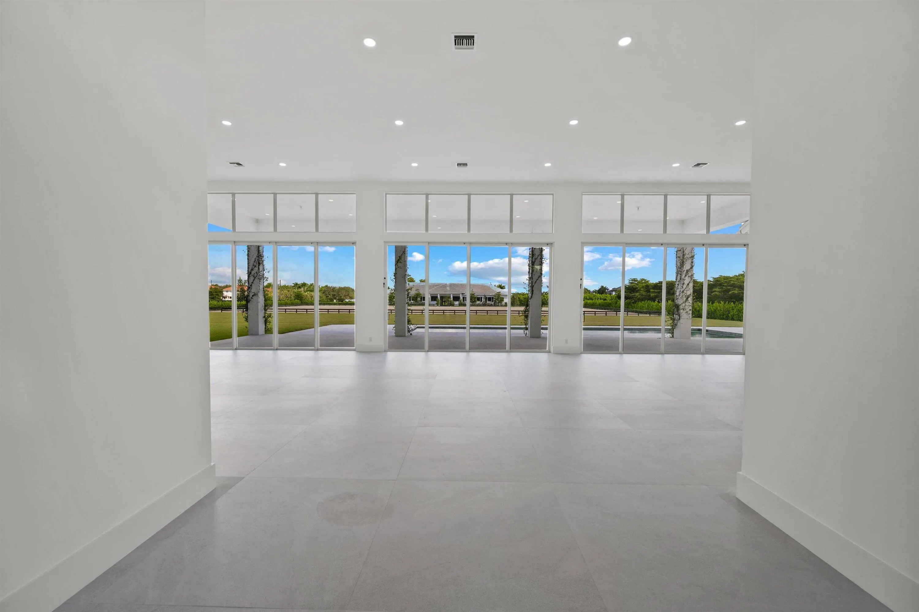 15359 Sunnyland Lane