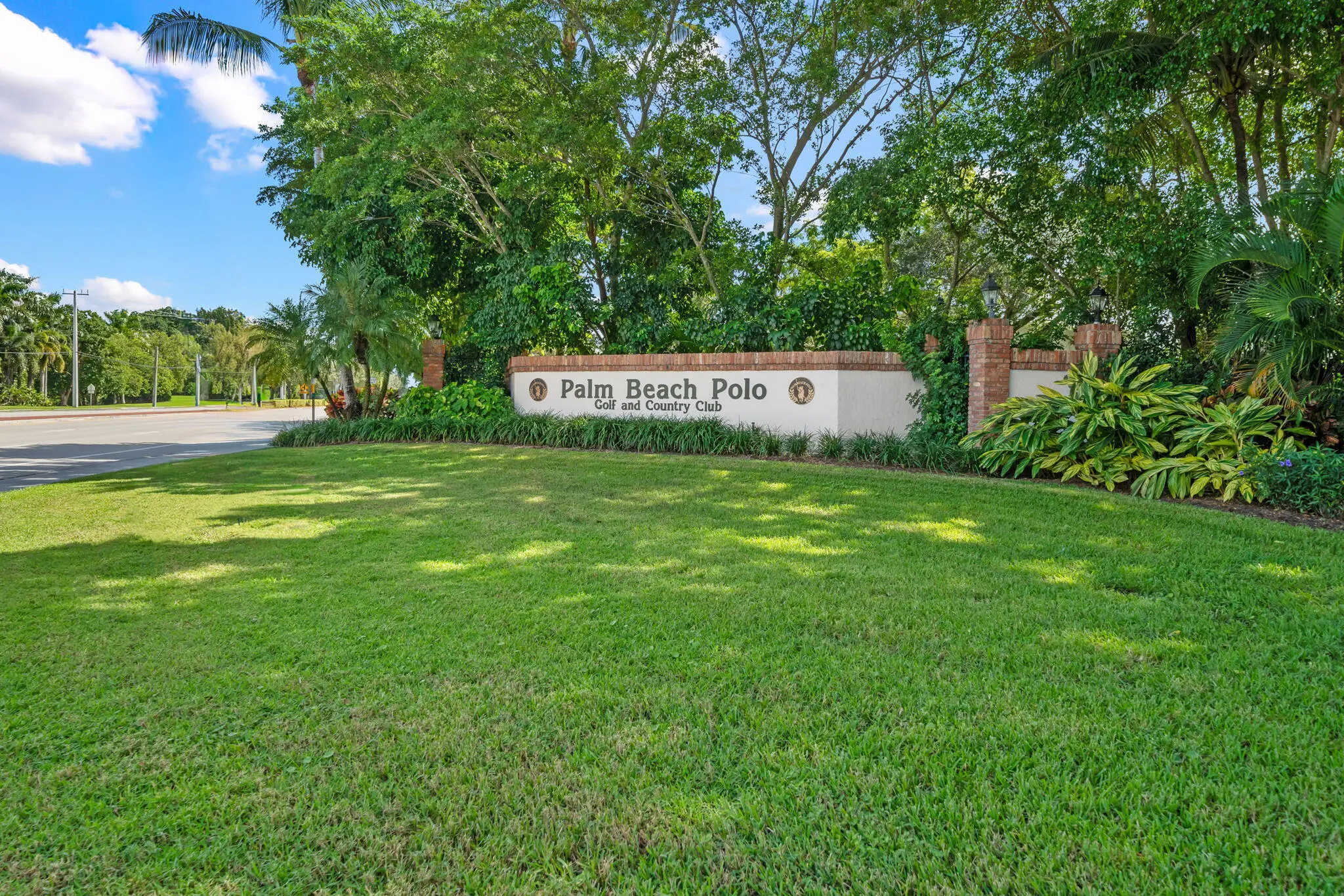 12480 MALLET Circle