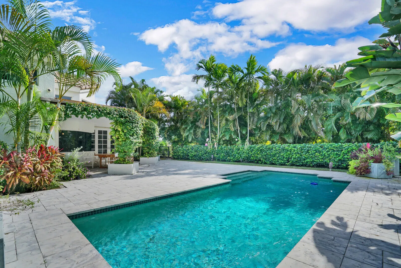 12480 MALLET Circle