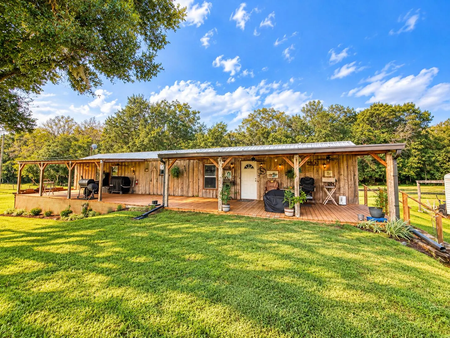 1042 ARBUCKLE BRANCH Road