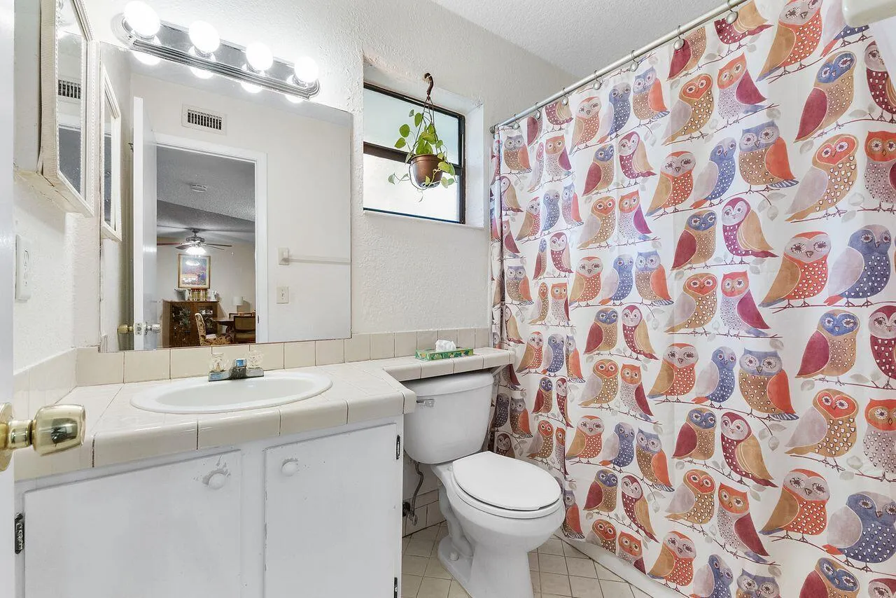 4063 CARAMBOLA Circle N #2977