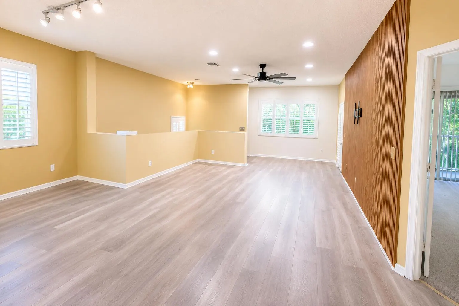 2927 Crestwood Terrace #7201
