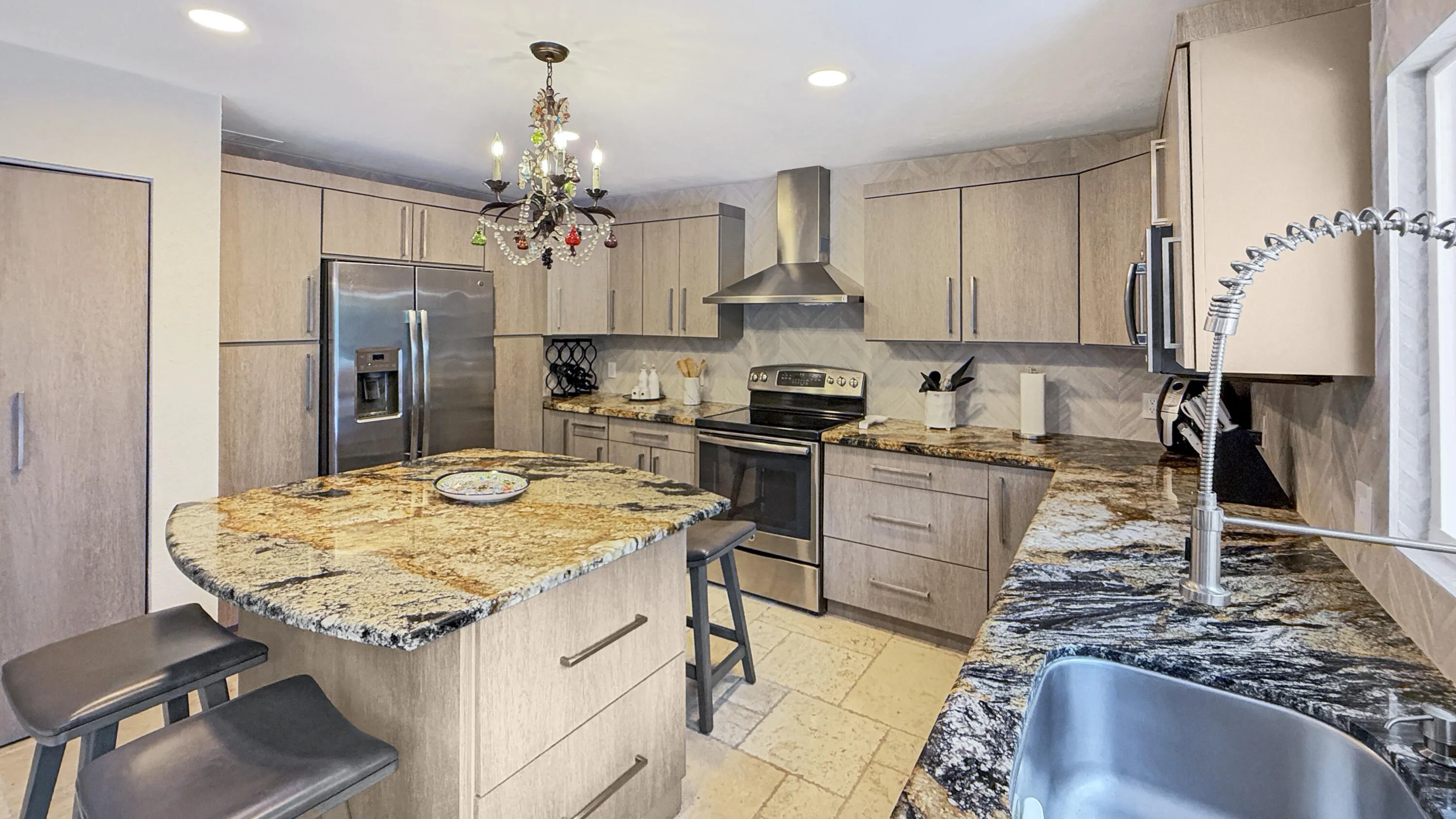 941 SW 19TH Street