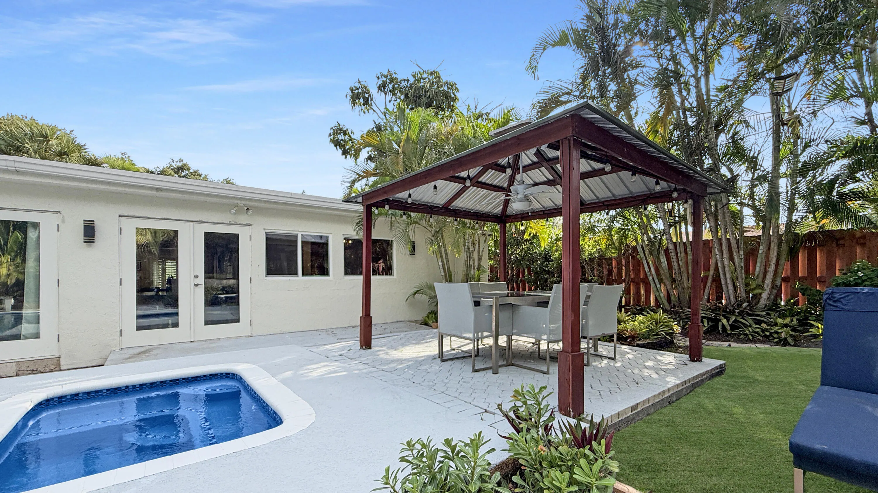 941 SW 19TH Street