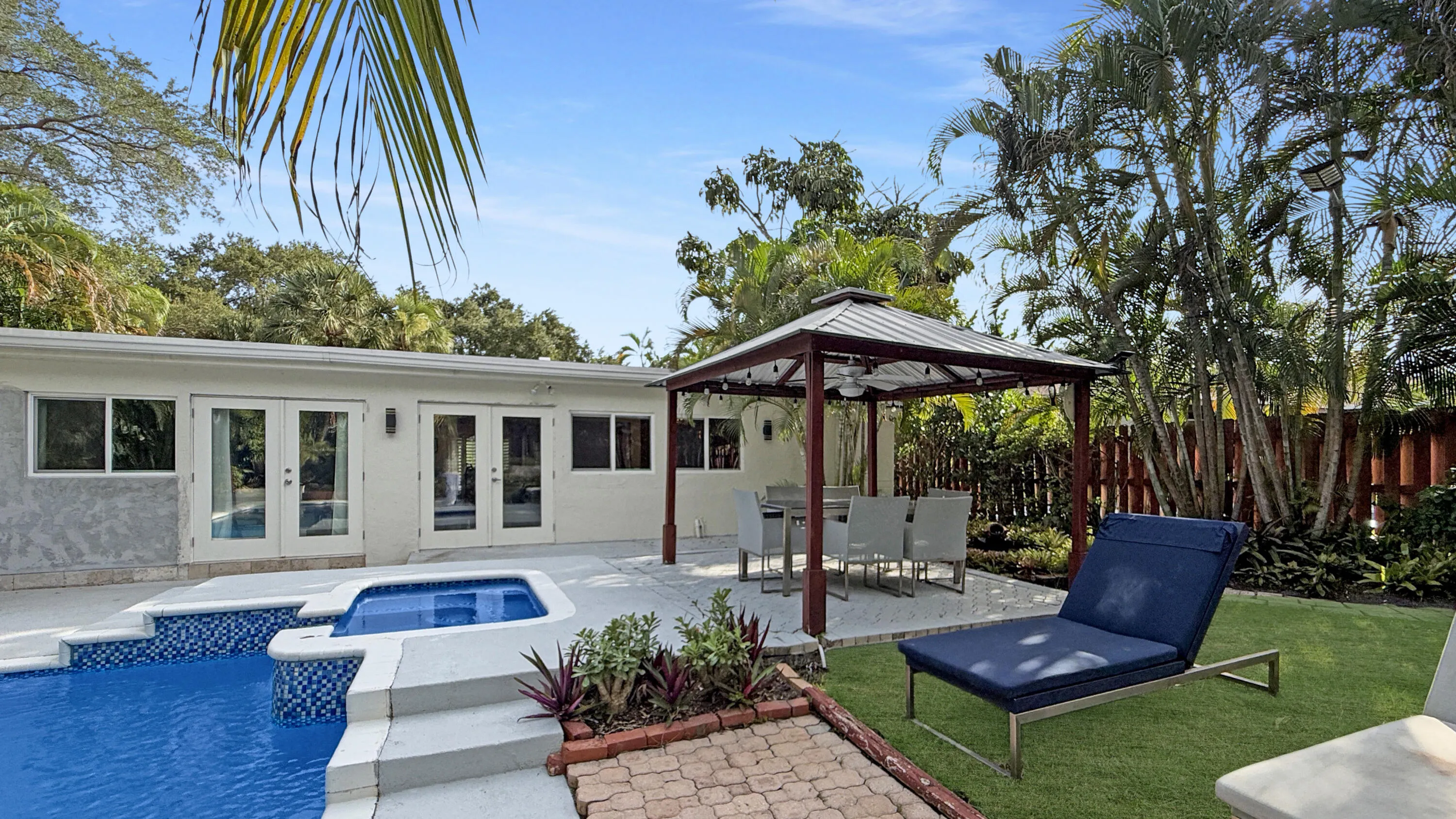 941 SW 19TH Street