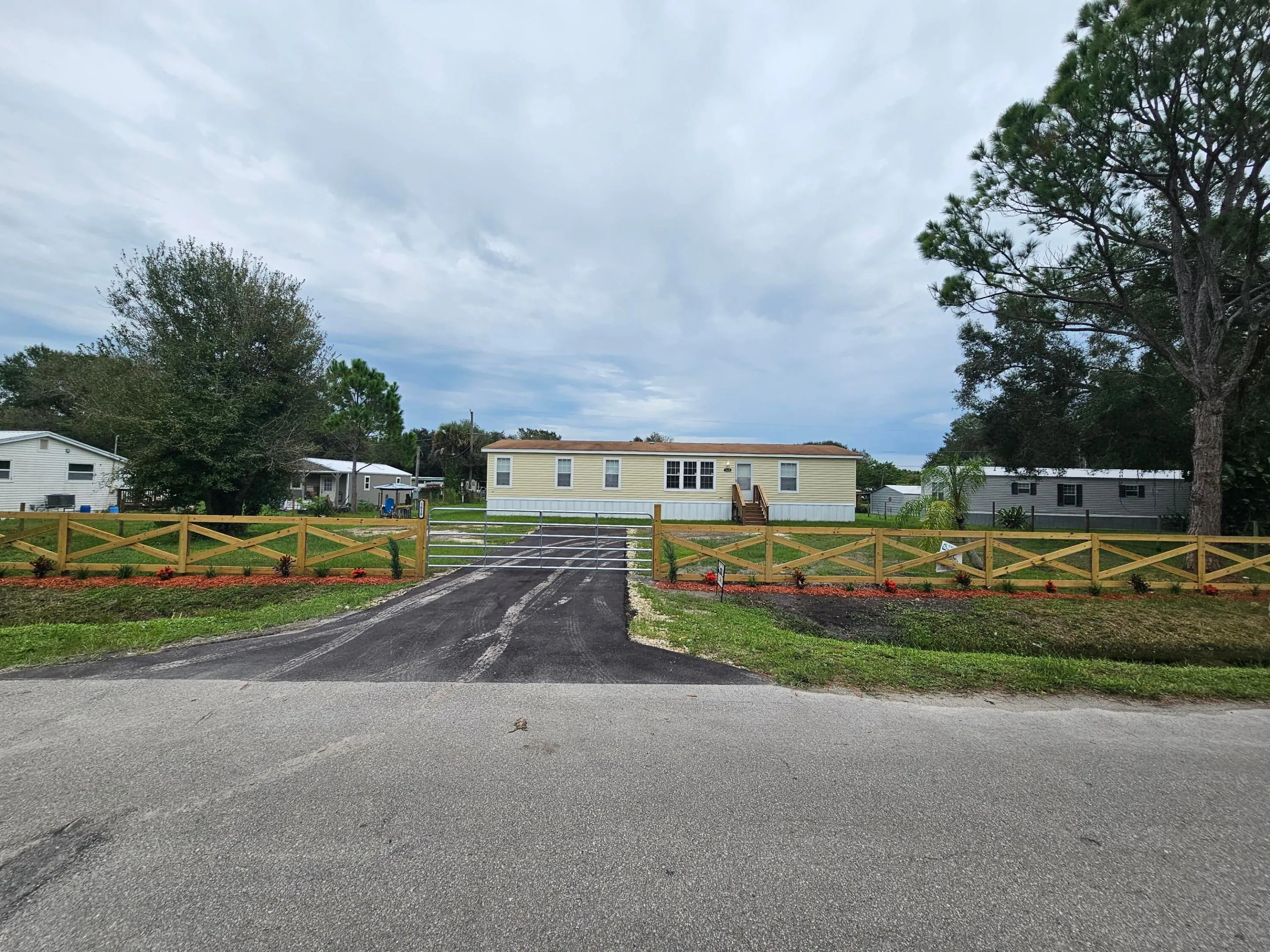 1618 NW 46TH Terrace