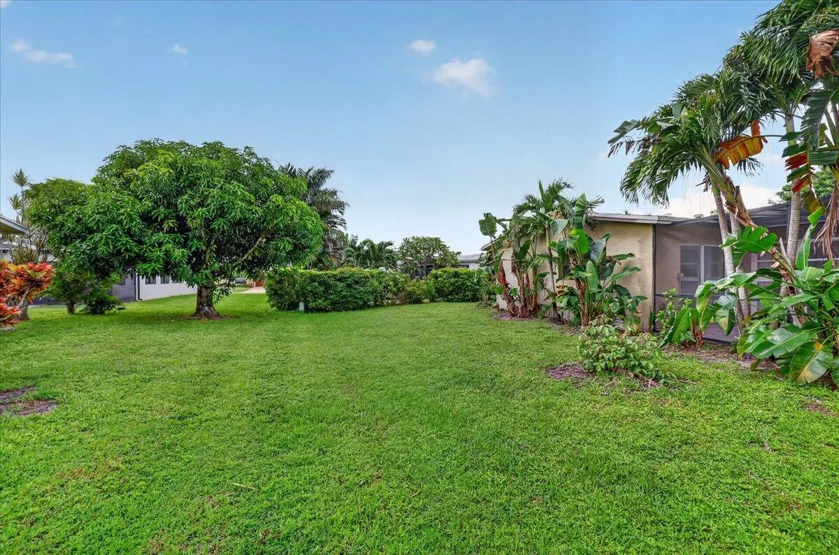 6404 SAGEWOOD Way