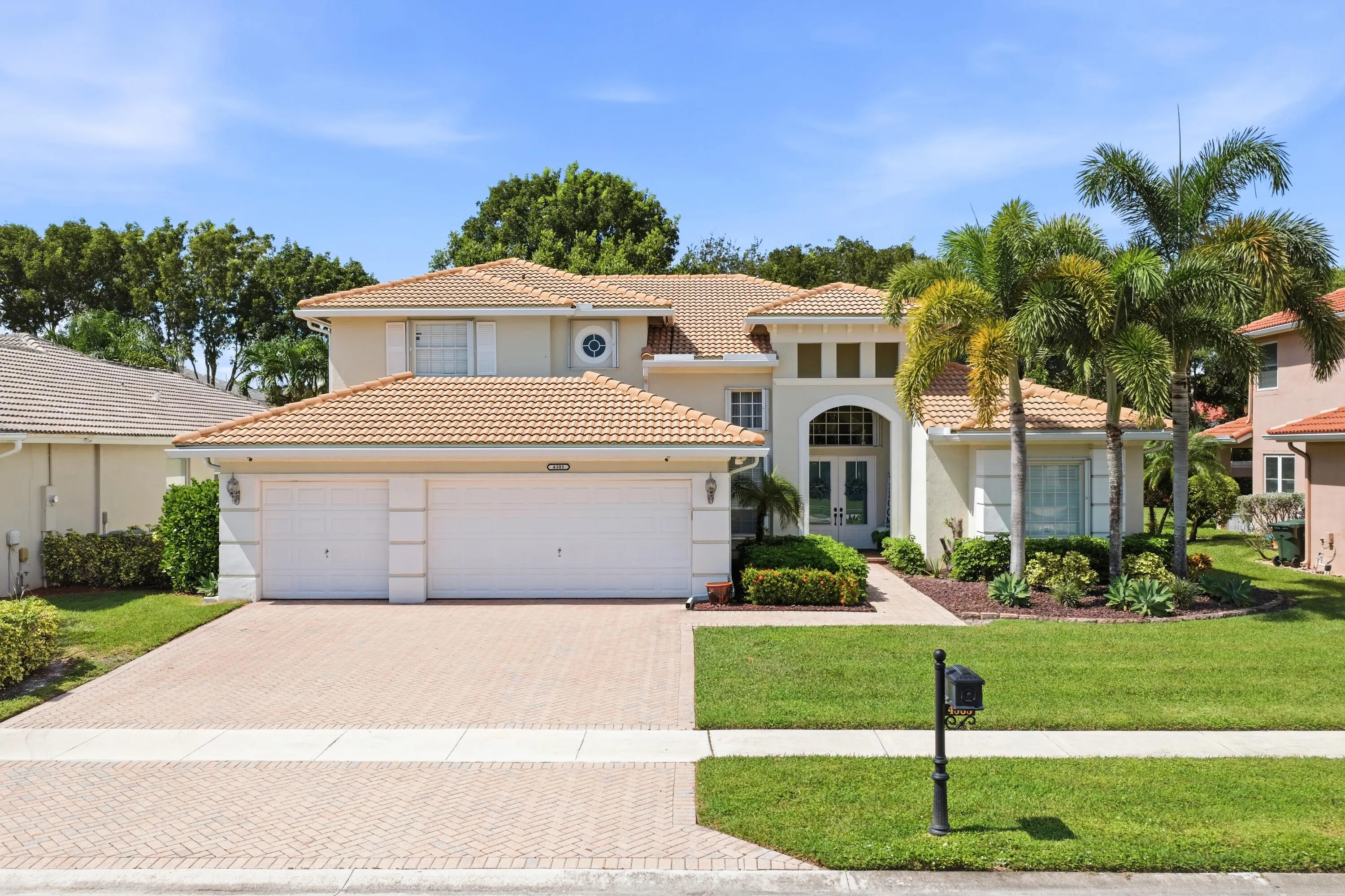4305 WELLINGTON SHORES Drive