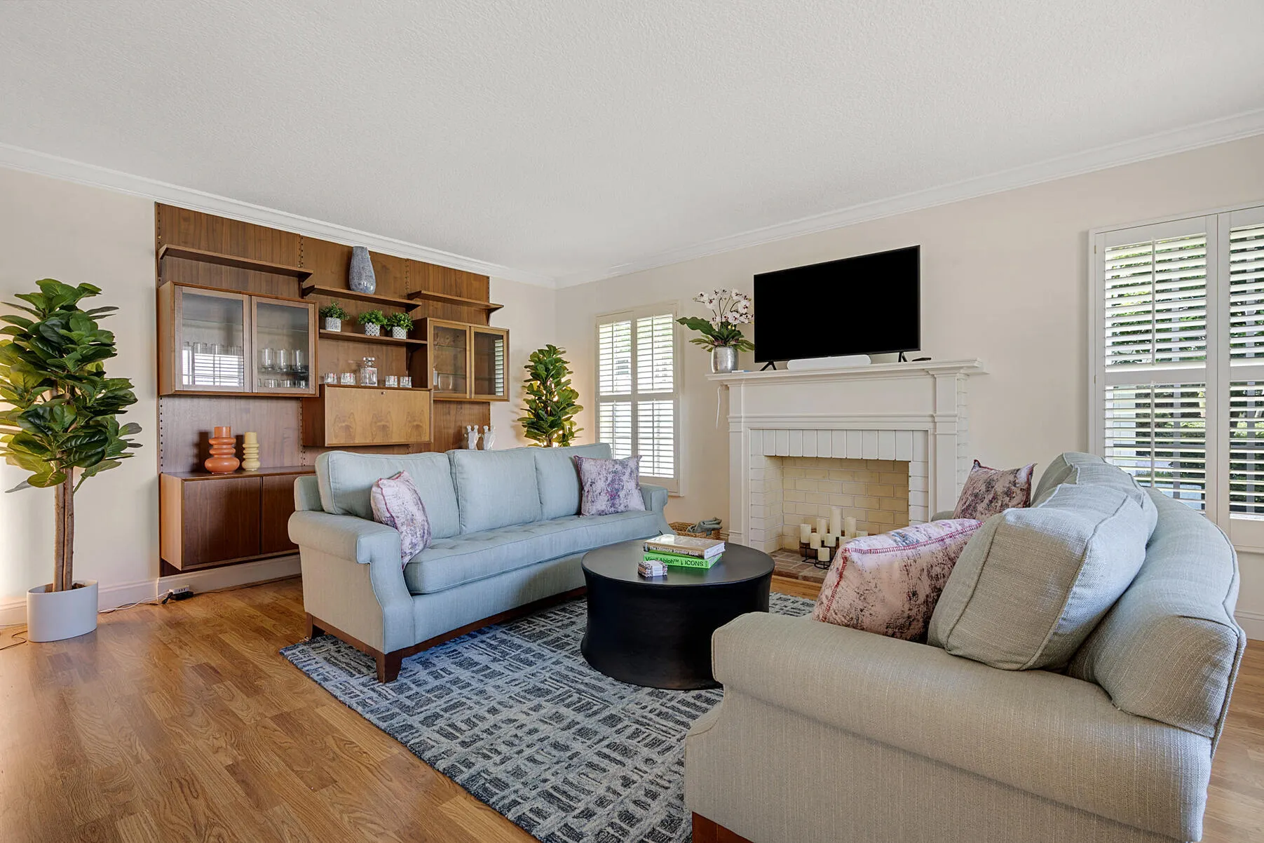 1003 Seagate Drive