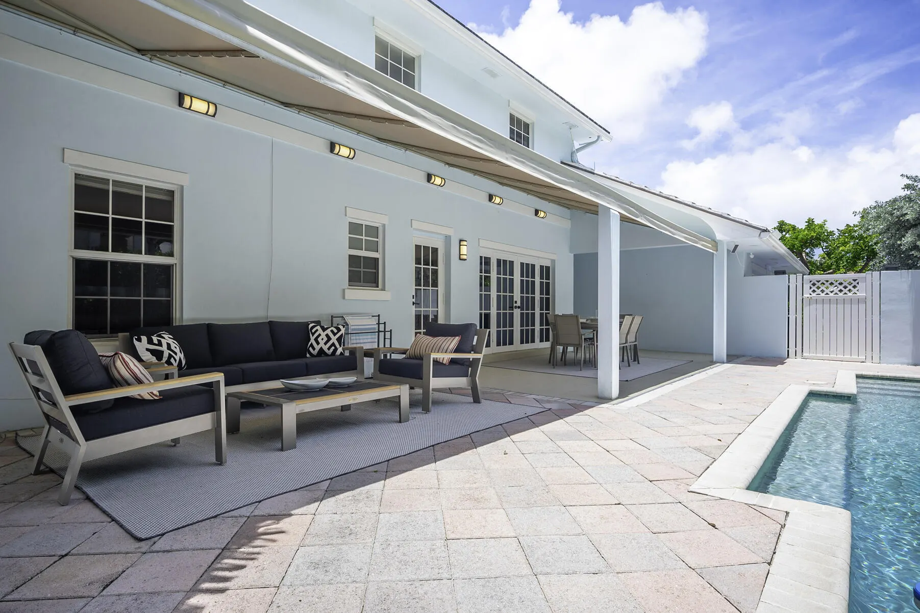 1003 Seagate Drive