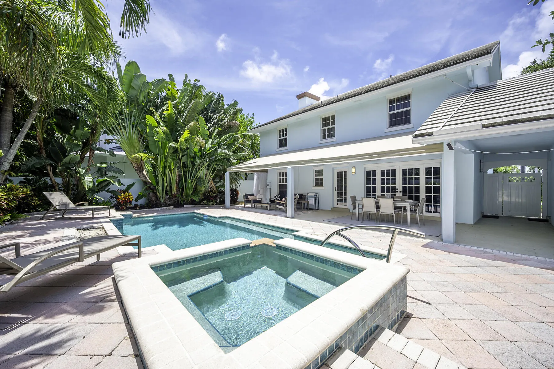 1003 Seagate Drive