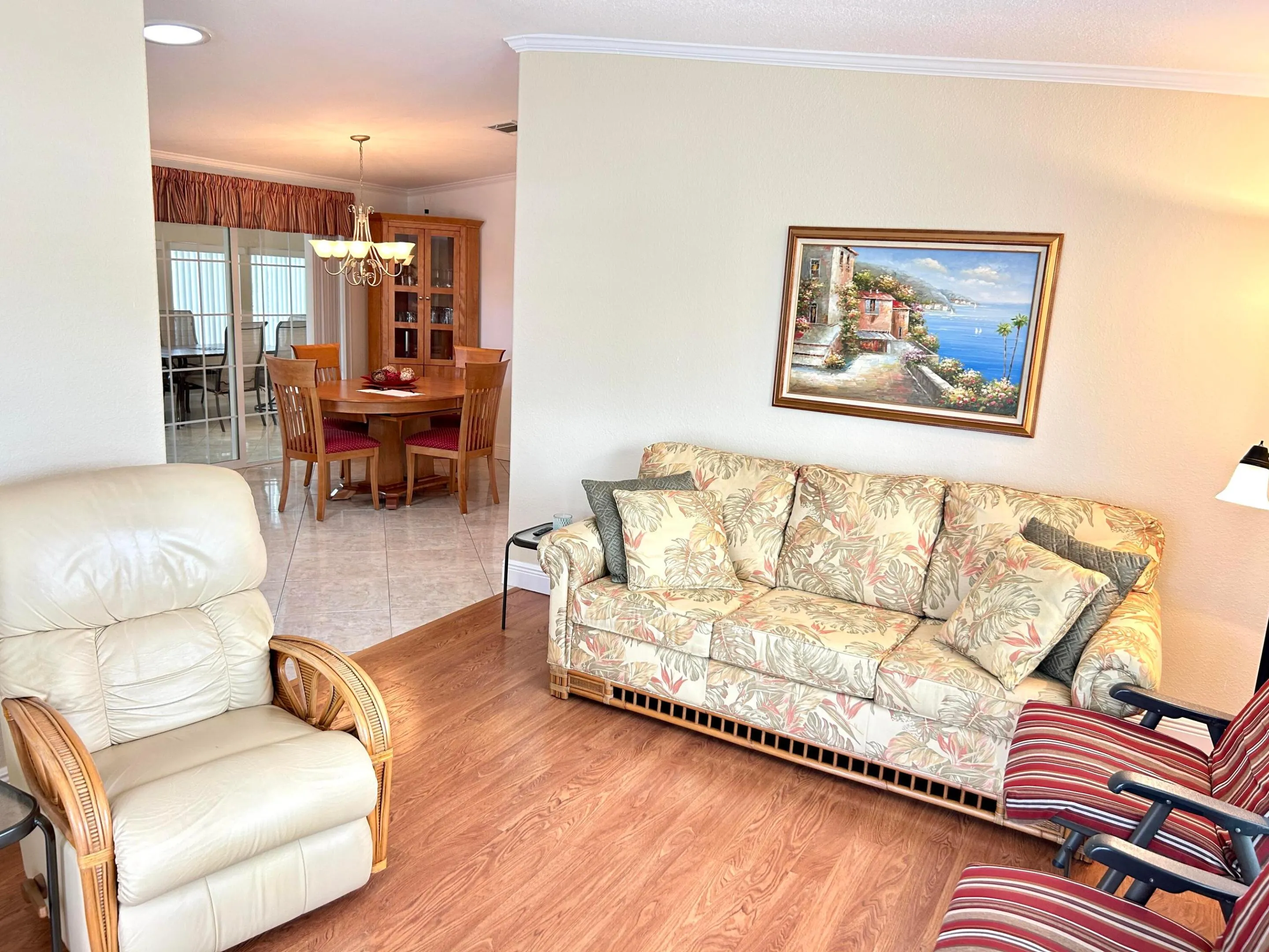 1316 W BOUGAINVILLEA Drive