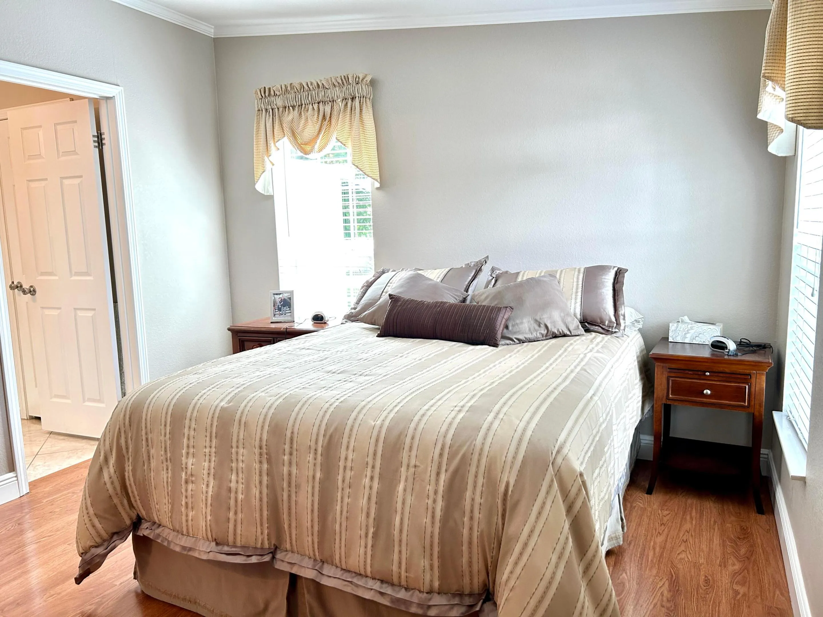 1316 W BOUGAINVILLEA Drive