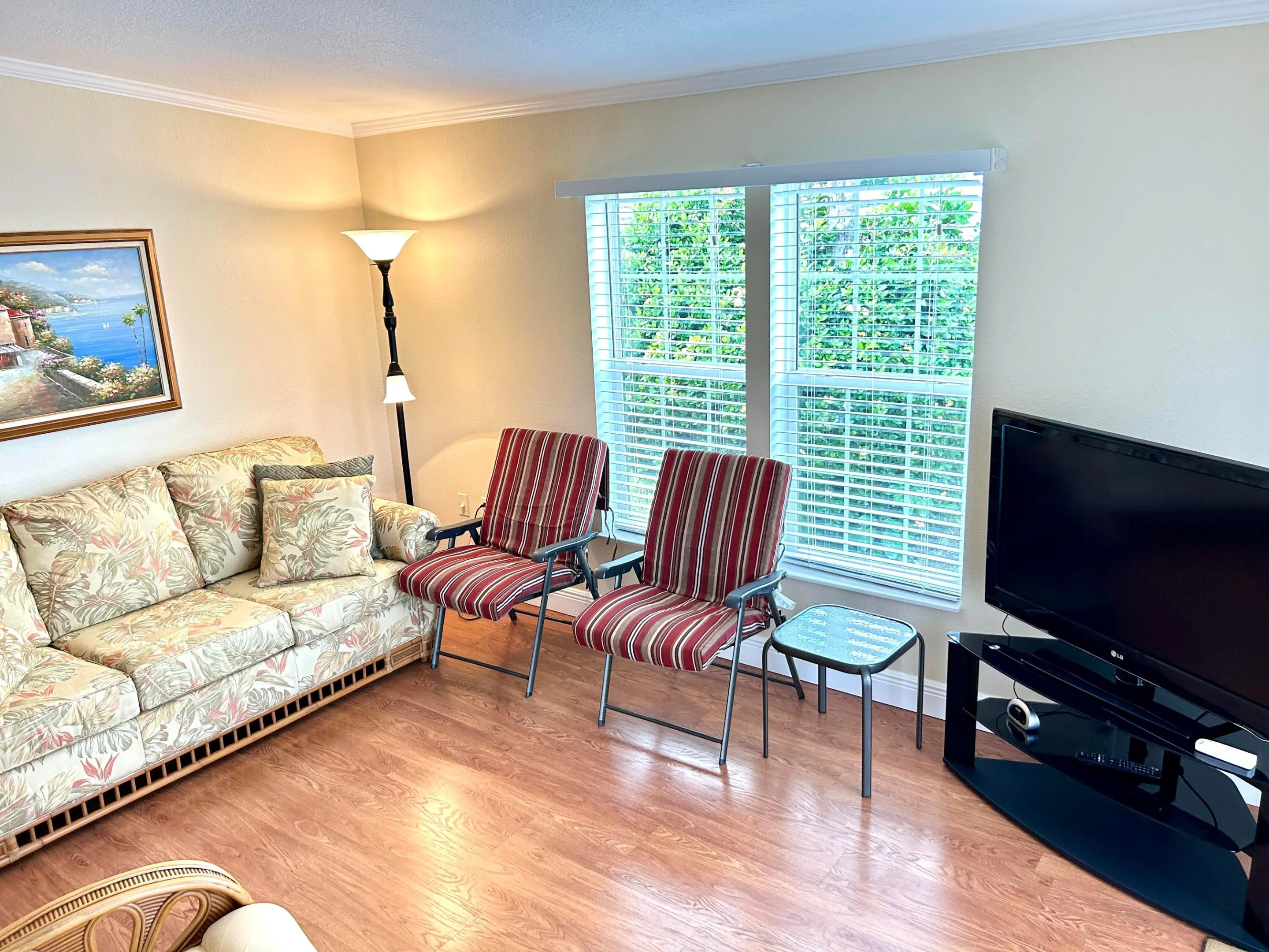 1316 W BOUGAINVILLEA Drive