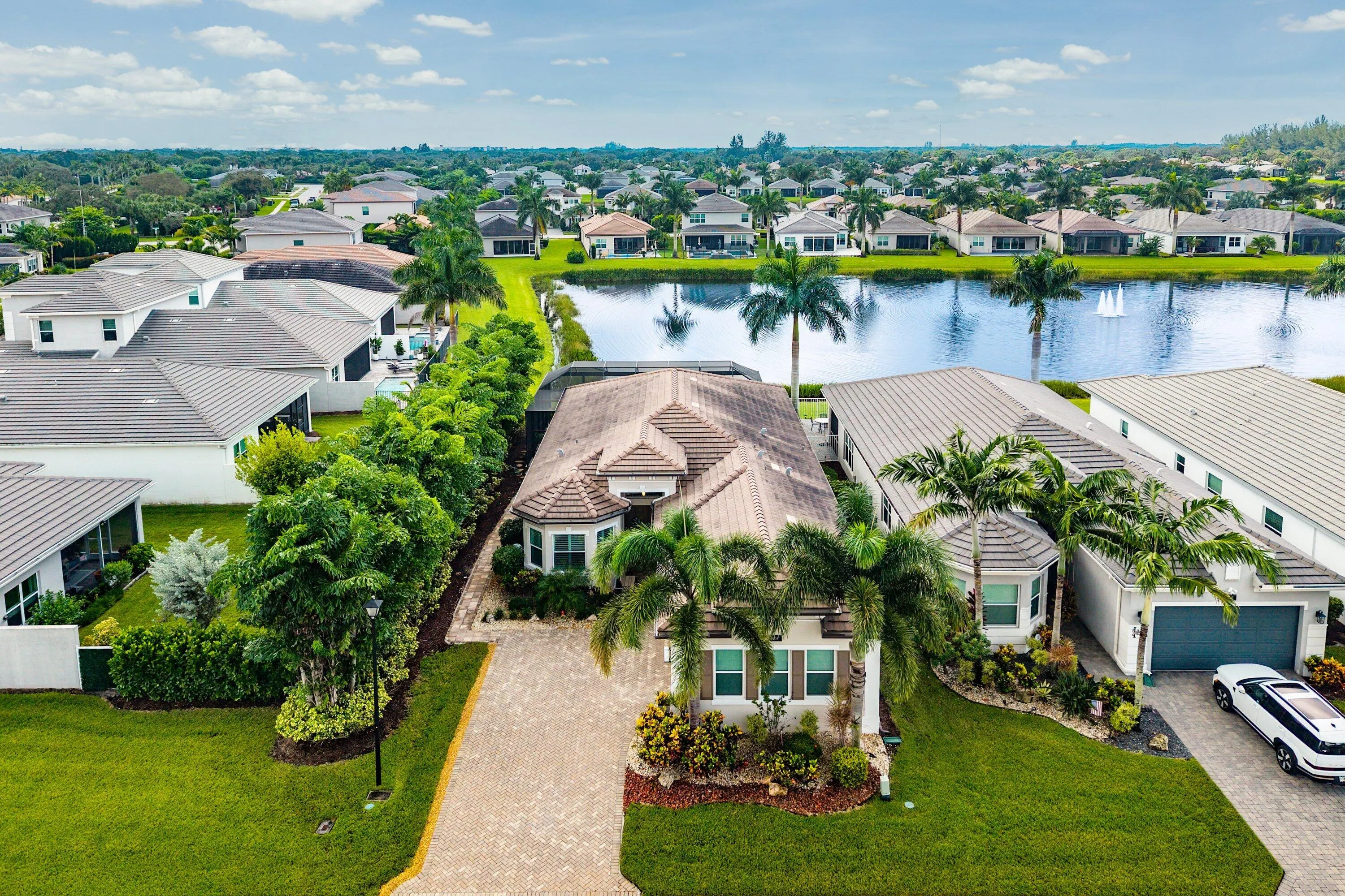 7834 Waterford Isles Lane