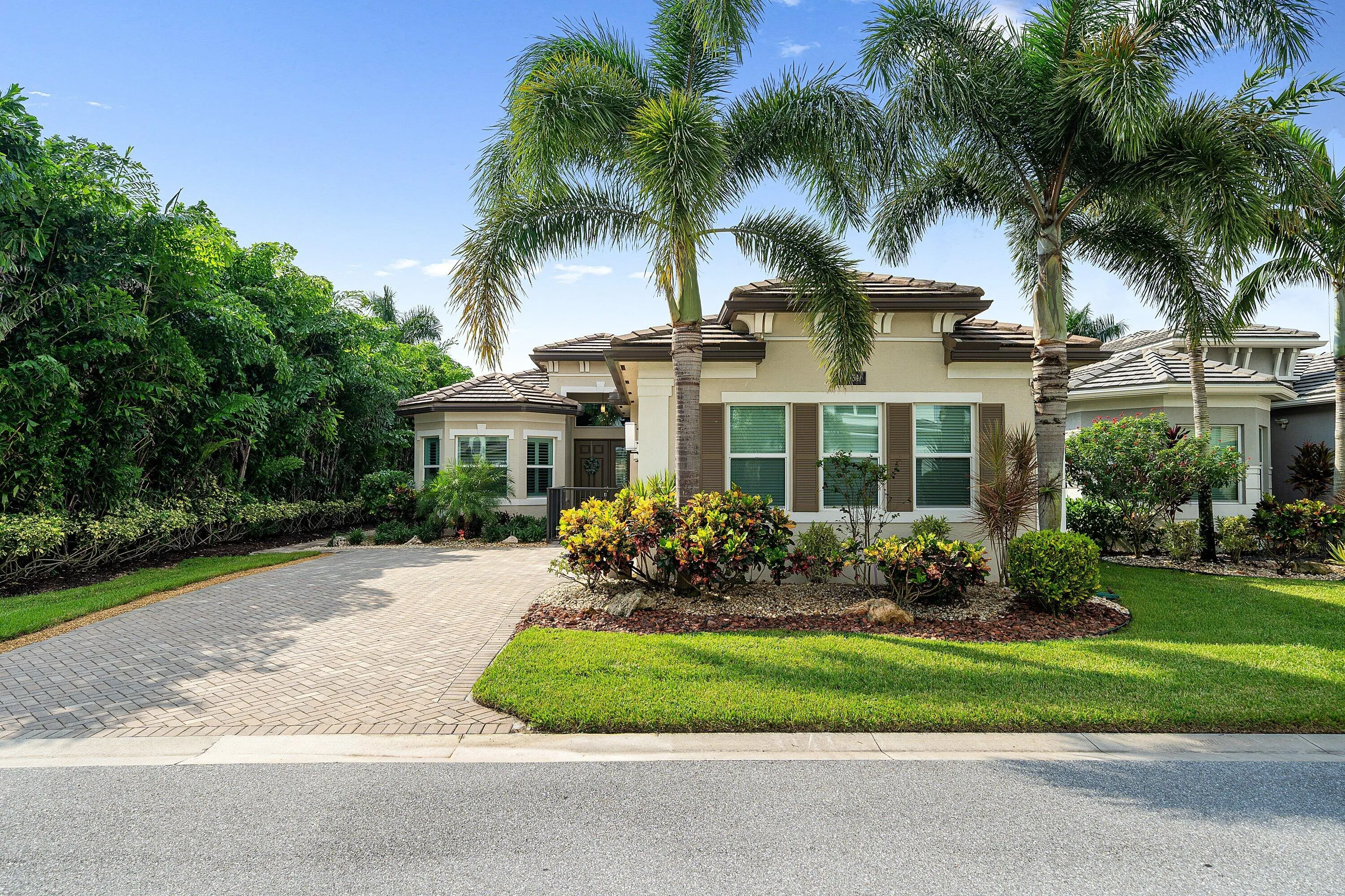 7834 Waterford Isles Lane