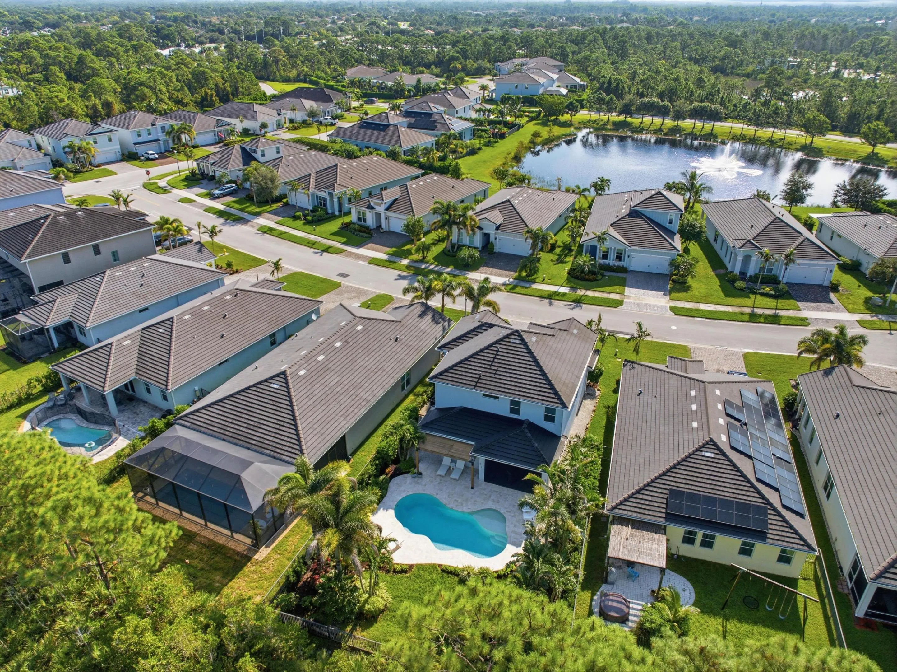 4734 SW BRIARWOOD Court