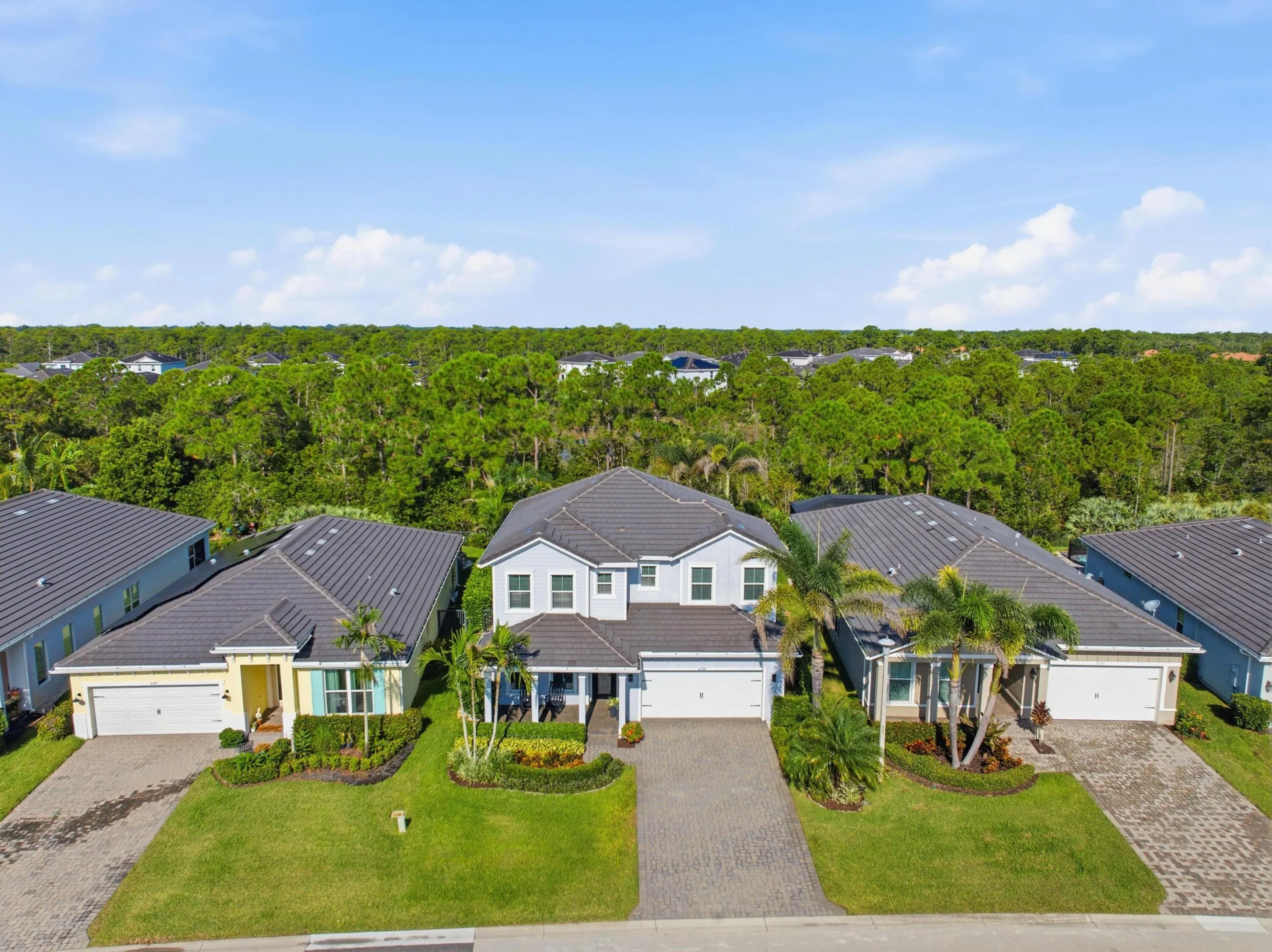4734 SW BRIARWOOD Court