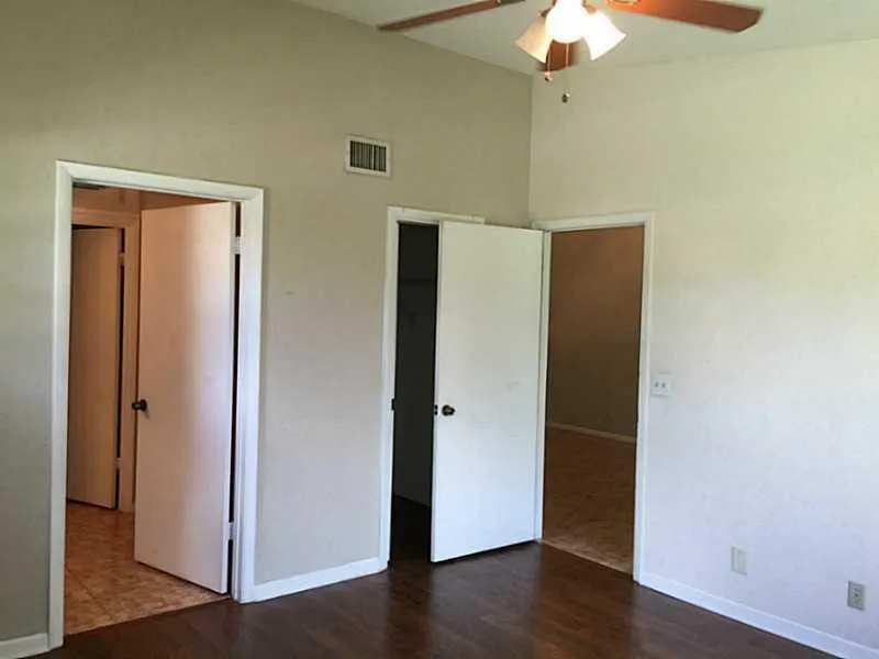 21955 TIDEWATER Terrace #208