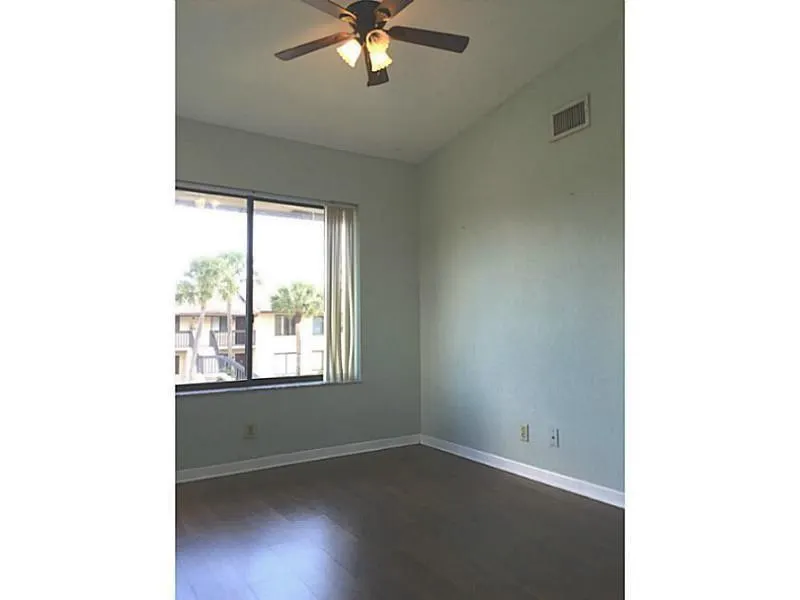 21955 TIDEWATER Terrace #208