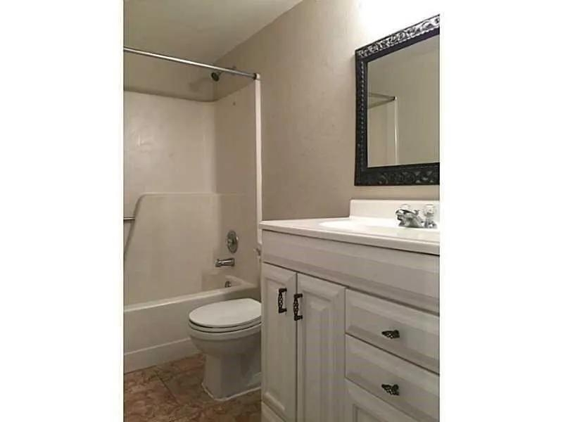 21955 TIDEWATER Terrace #208