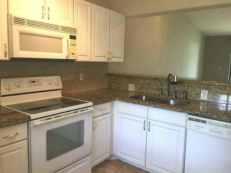21955 TIDEWATER Terrace #208