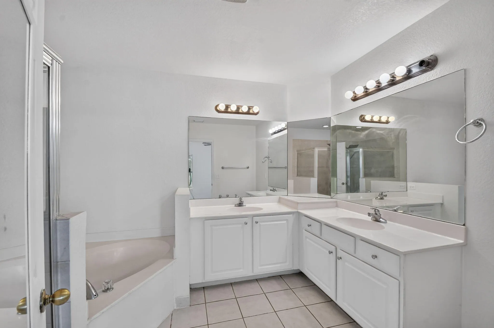 4102 Emerald Vista #4102