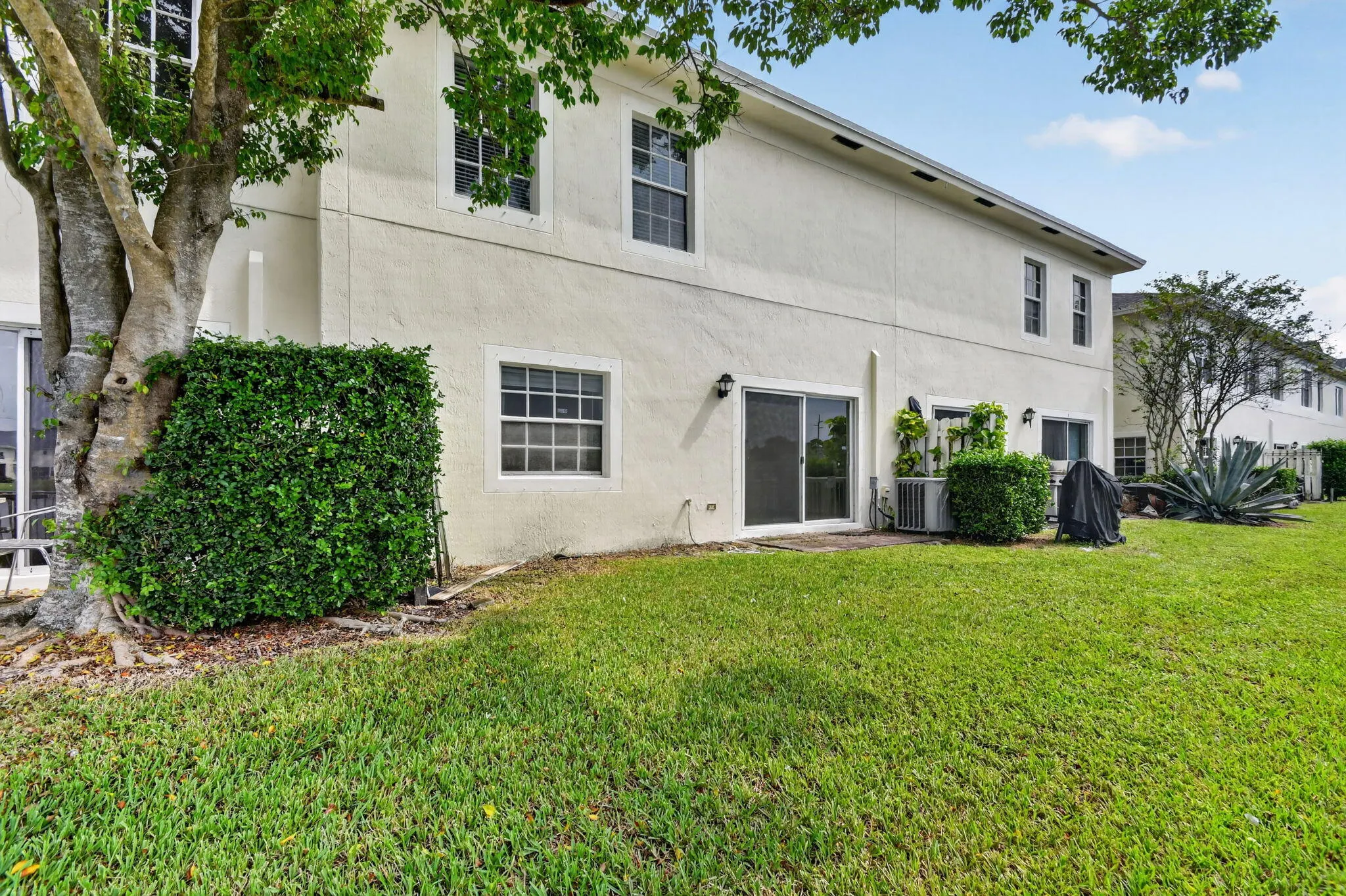 4102 Emerald Vista #4102