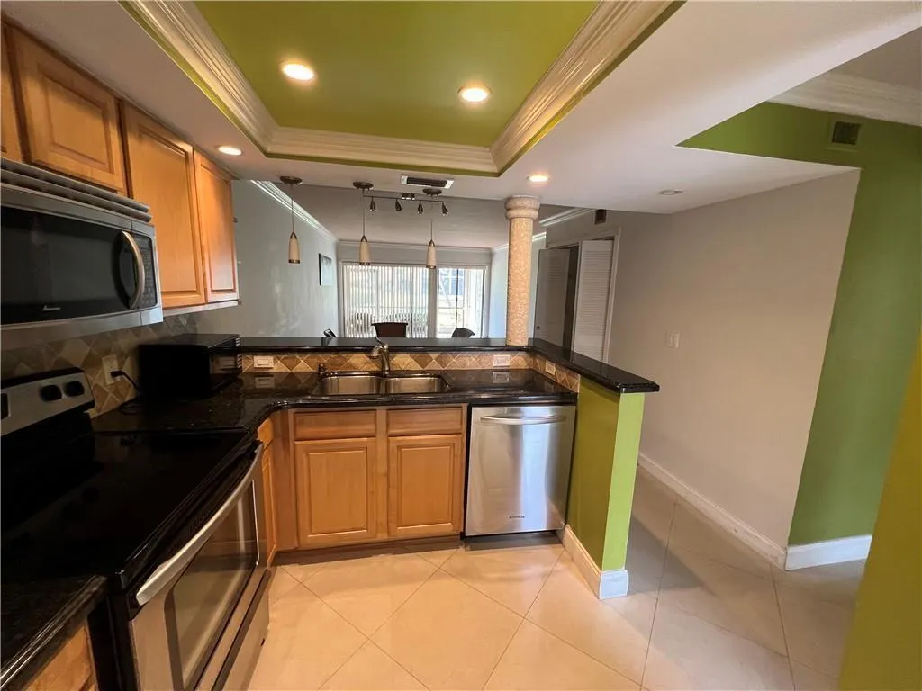 2339 SW 15TH Street #23