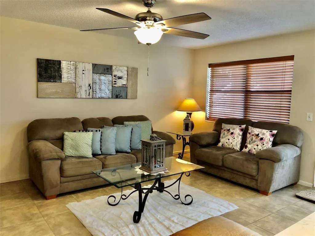 122 FARNHAM F #122