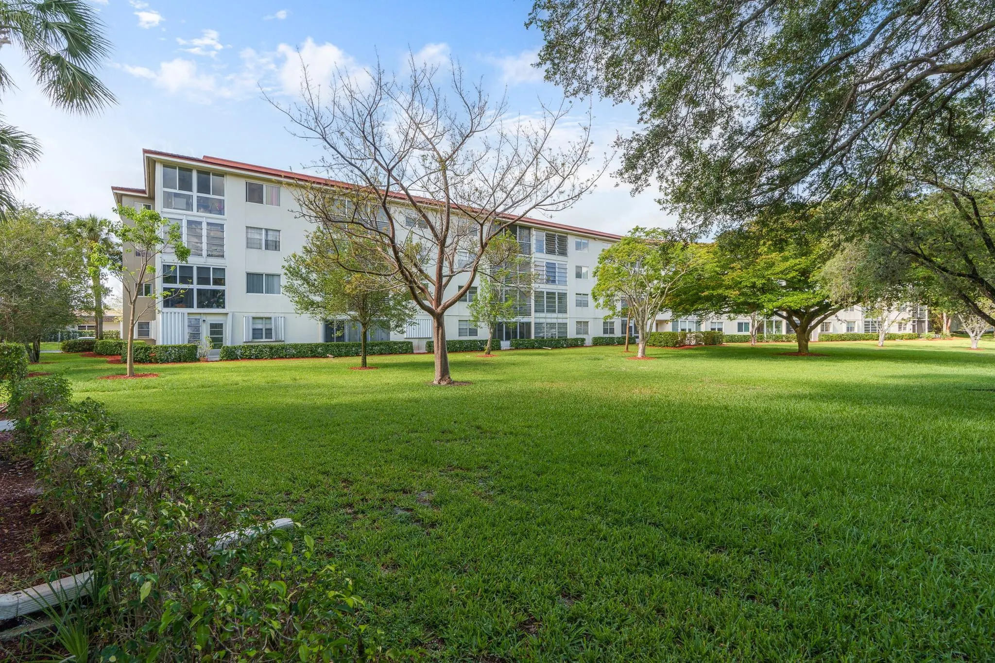1503 CAYMAN Way #B1