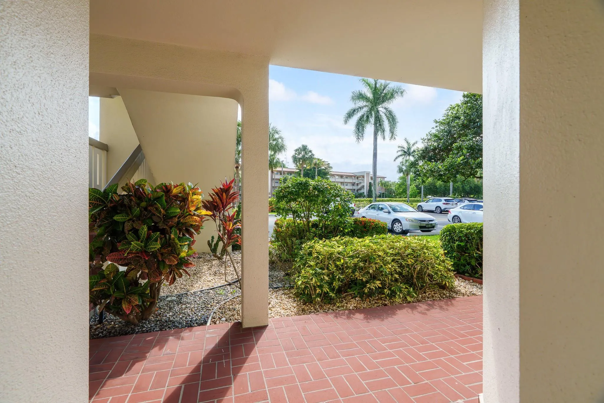 1503 CAYMAN Way #B1