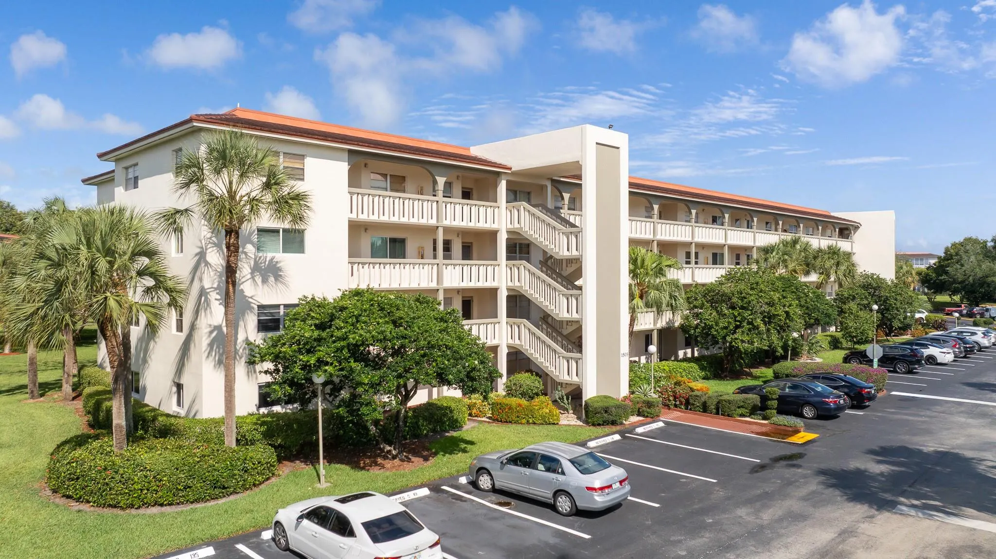 1503 CAYMAN Way #B1