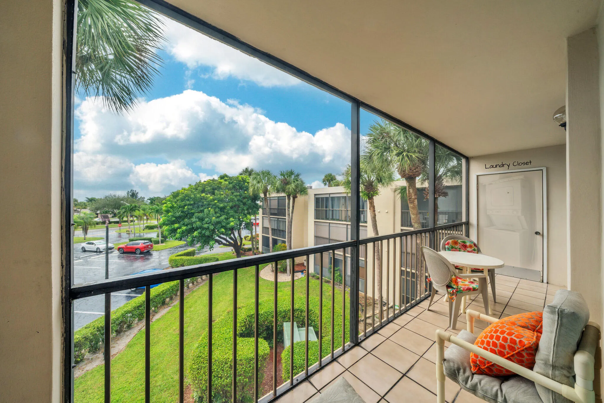 5280 LAS VERDES Circle #320