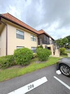 7069 Golf Colony Court #102