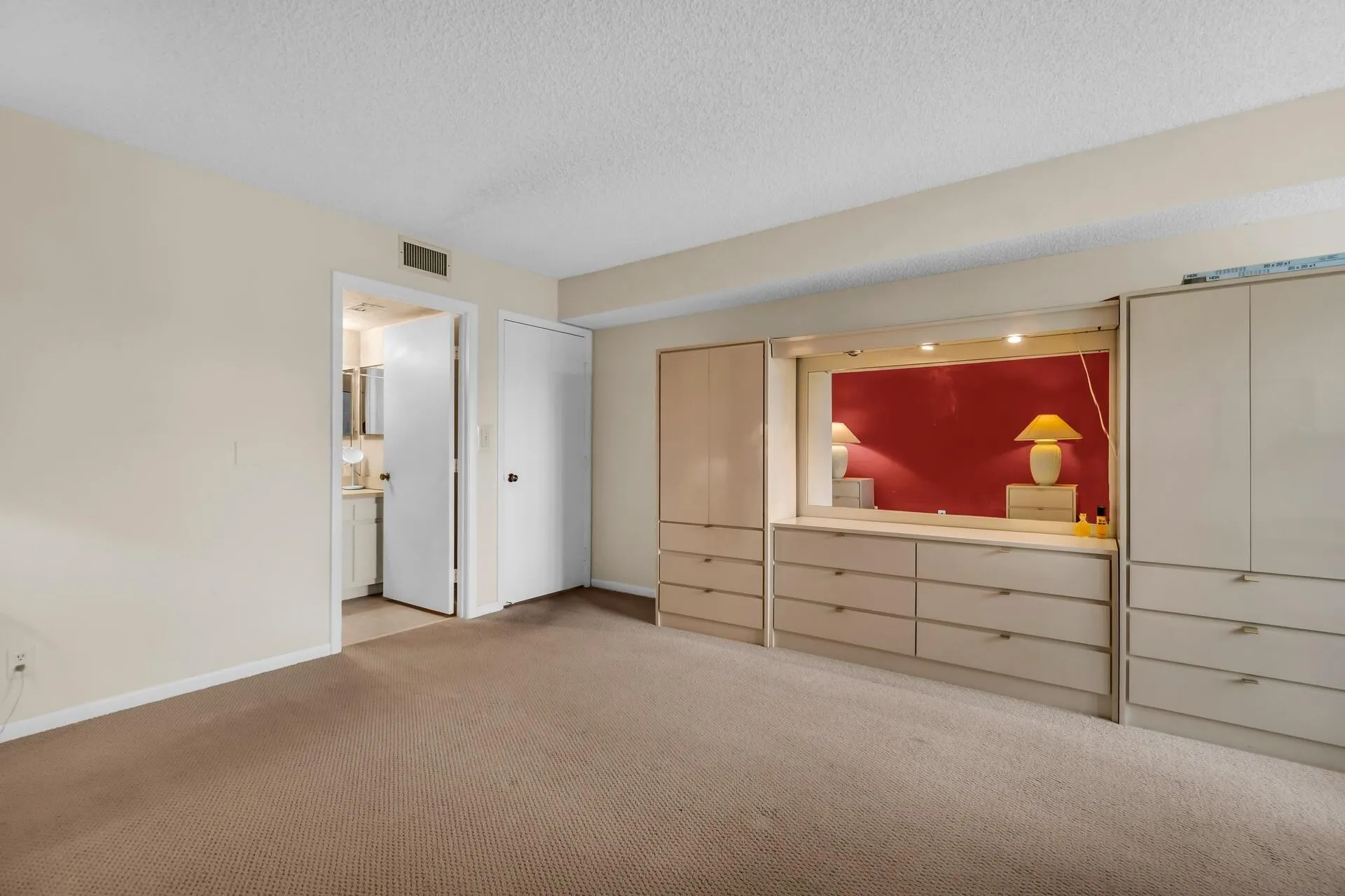 14307 BEDFORD Drive #306