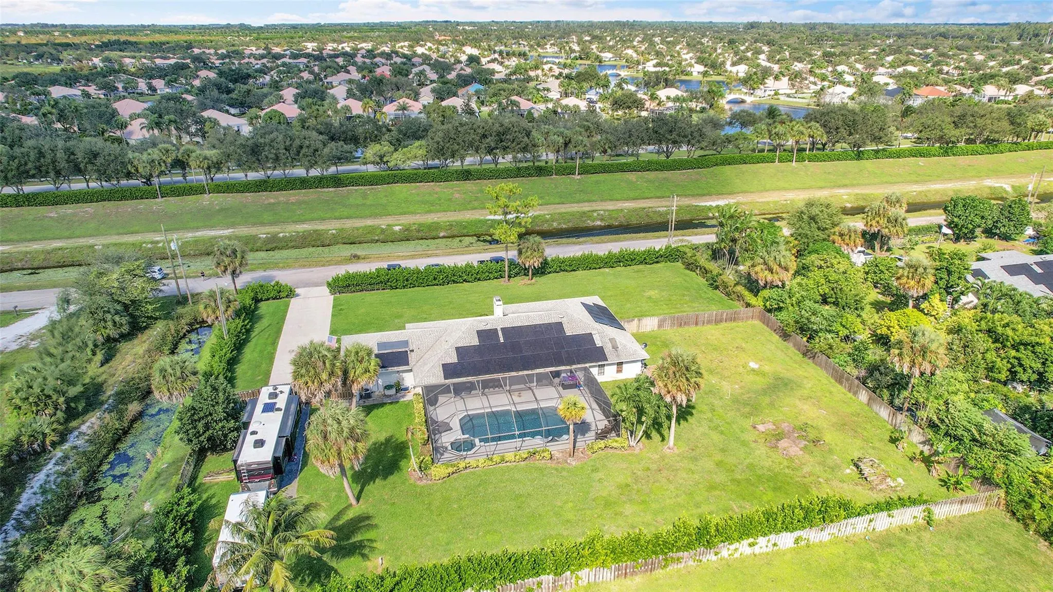 8606 ARROWHEAD Drive