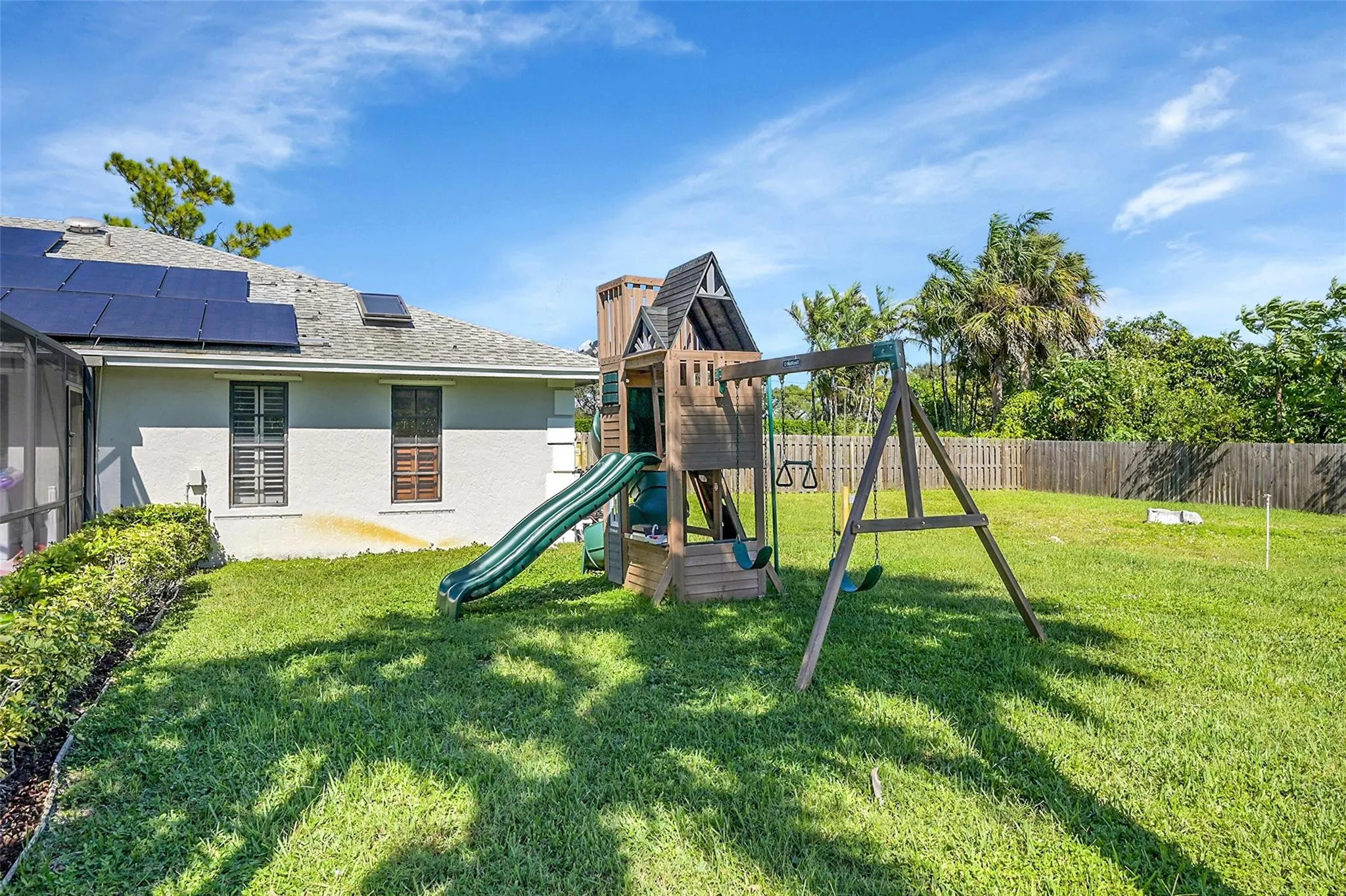 8606 ARROWHEAD Drive