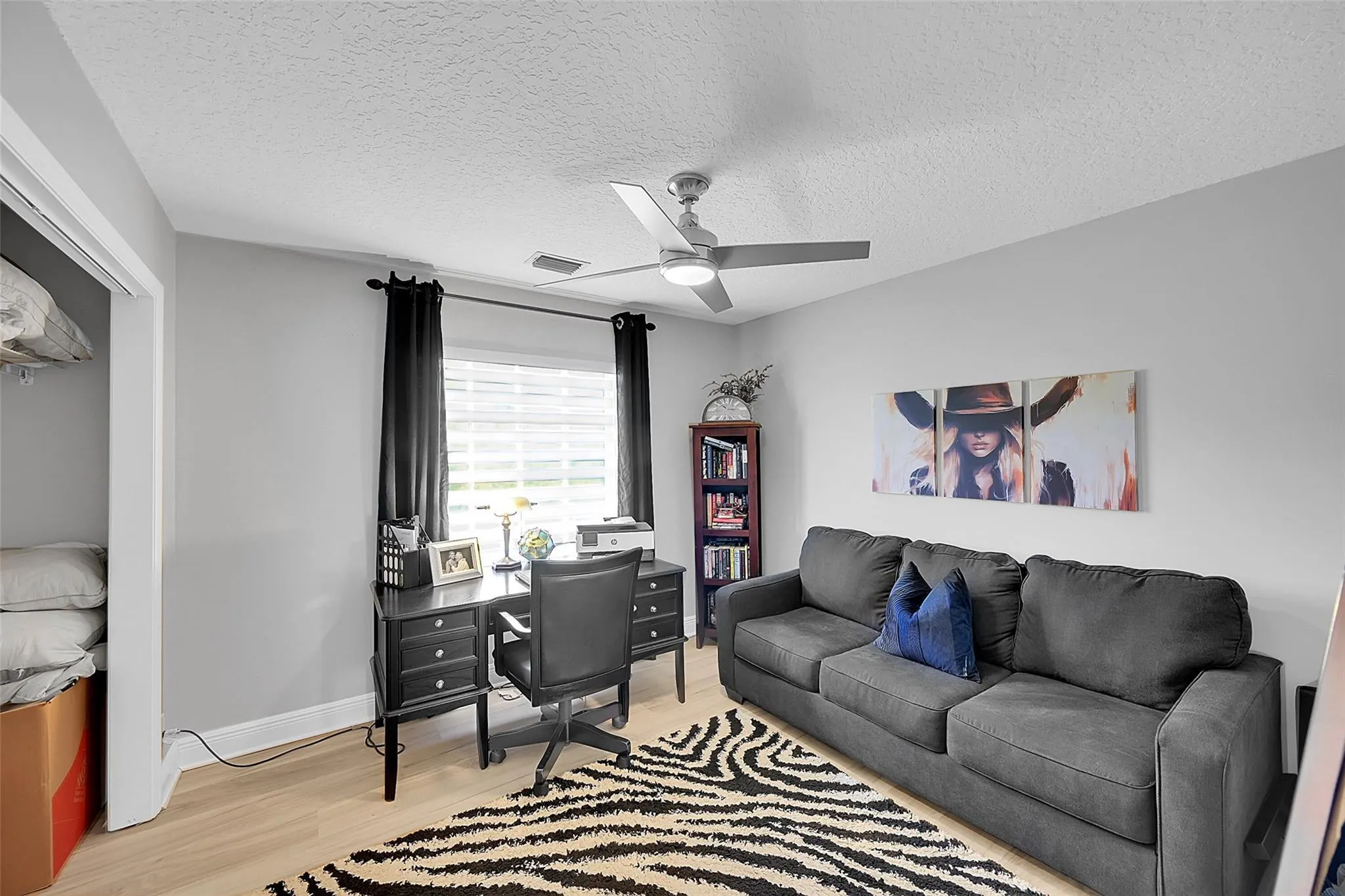 8606 ARROWHEAD Drive